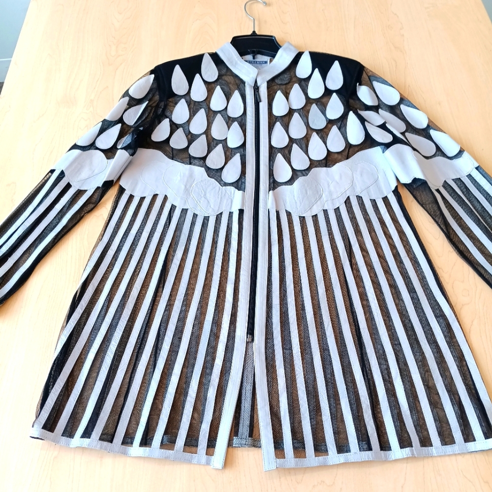 Stillman Studio "L" Genuine Lamb Skin womans jacket with Grey rain drops & lines